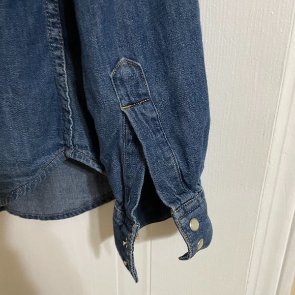 Levi's Denim Western Button Down Shirt - Picture 6 of 8